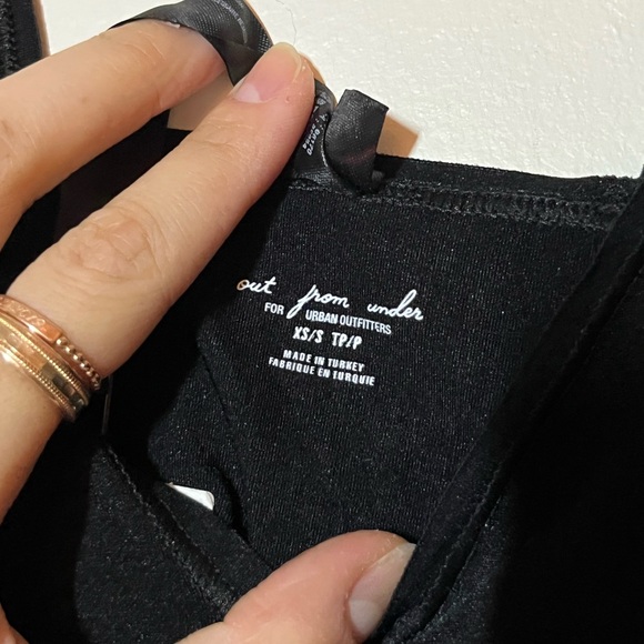 Urban Outfitters elastic bralette - Picture 3 of 3